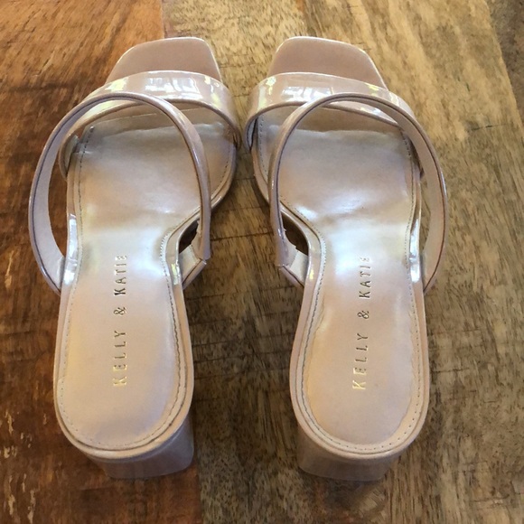 Kelly & Katie Nude Heels size 9M - Picture 4 of 8